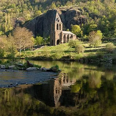 De Vereuges Апартаменты Saint-Julien-Des-Chazes
