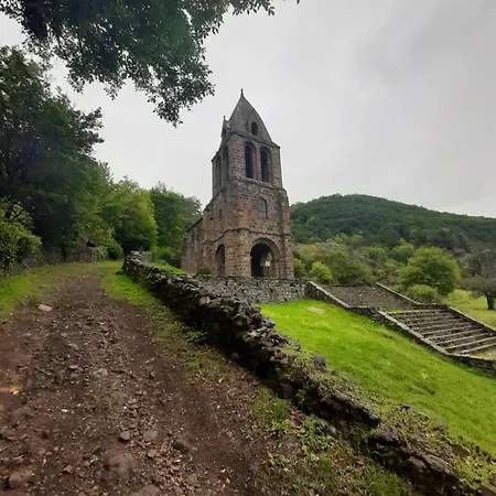 Апартаменты De Vereuges *