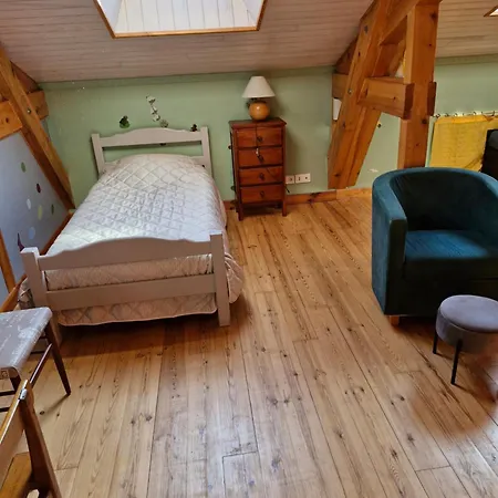 Apartamento De Véreuges *